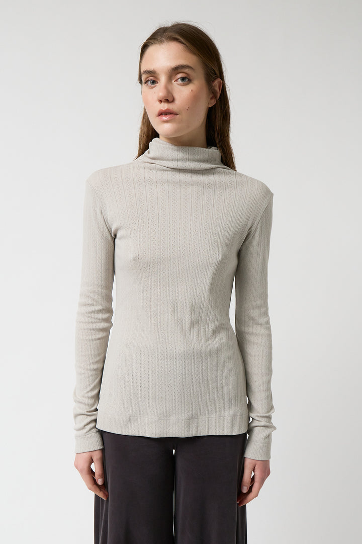 Jersey cuello alto Almond