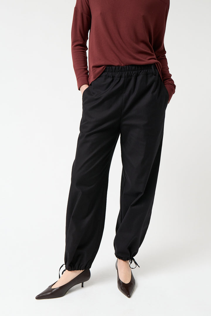Pantalones Cuervo